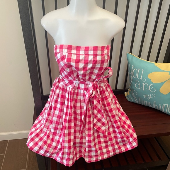 U.S. Polo Assn. Dresses & Skirts - Super cute strapless dress